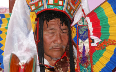 Living Treasures of Shamanism – Fate of the Lhapa